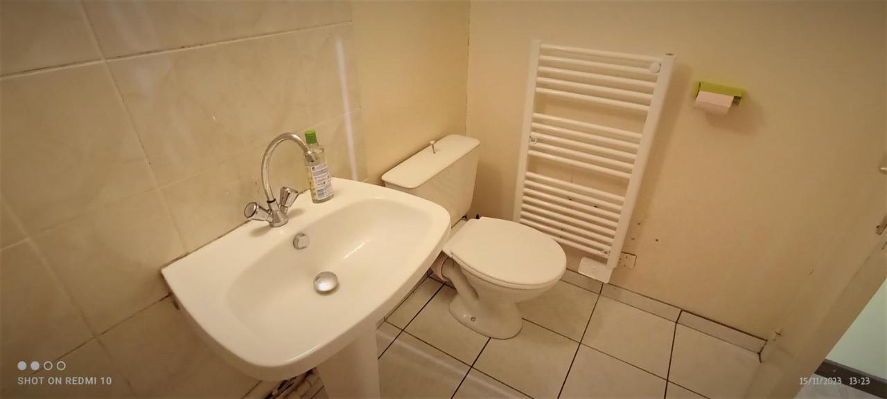 Appartement Au Calme Avec Wifi Limoges Exterior foto